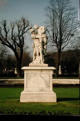 Eneasz i Anchises (marmur)