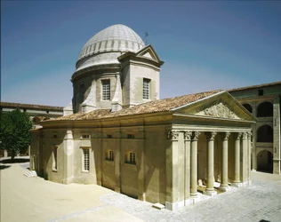 Kościół La Vieille Charite, klasztor w Marsylii, Francja. Architektura barokowa, autorstwa Pierre Puget
