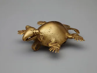 Dzwonek wiszący: żółw, 800-1200 (złoty)