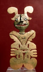 Sztuka przedkolumbijska, cywilizacja Quimbaya (Kolumbia): antropomorficzna statuetka ze złota. 400-1400 n.e. Bogota, Museo de Oro, Kolumbia