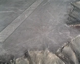 Widok z lotu ptaka na linie Nazca (zdjęcie)