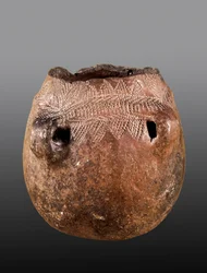 Prehistoria: ceramiczny wazon, neolit. Pochodzący z Cacín