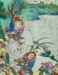 Fragment jednego z pary wazonów z różami cesarskiej rodziny (ceramiczne)