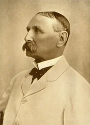 „Generał porucznik Tucker, CB”, 1901.