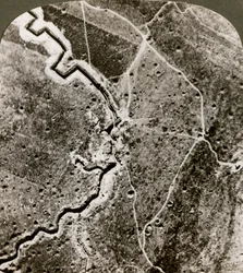 Zdjęcie lotnicze linii niemieckich, I wojna światowa, 1914-1918.