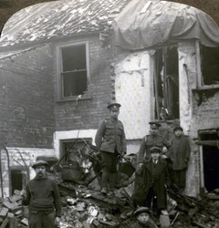 Zniszczenia dokonane przez niemieckie bomby Zeppelin, I wojna światowa, 1914-1918.
