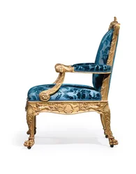 Jeden z pary pozłacanych foteli George III