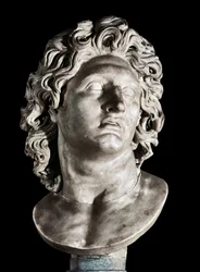 Popiersie Aleksandra Wielkiego (356-323 p.n.e.), króla Macedonii i zdobywcy Persji. Rzymska kopia greckiego oryginału, III-II wiek p.n.e.