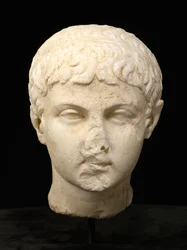 Lucjusz Cezar, koniec I w. (marmur)