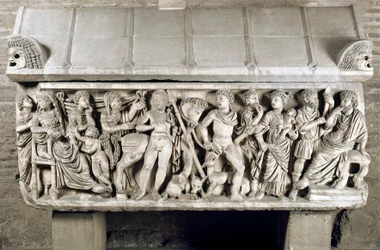 Sztuka rzymska: sarkofag ozdobiony płaskorzeźbą opowiadającą legendę o Fedrze i Hipolicie. III wiek n.e. Rzym, Museo Nazionale Romano