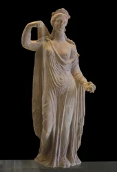 Sztuka grecka: Afrodyta typu Genetrix (I wiek n.e.), terakota
