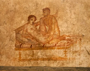 Włochy, region Kampania, prowincja Neapol, Pompeje, Dom Wettiuszów, fresk erotyczny