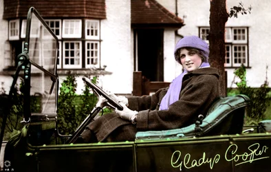 Gladys Cooper 1888-1971, angielska aktorka, początek XX wieku.