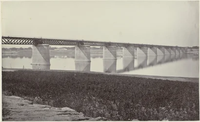 Spoorbrug nad de Yamuna bij Allahabad Most kolejowy przez Jumnę (tytuł oryginalny)