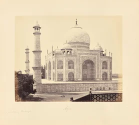 Agra; Taj, z narożnika czworokąta