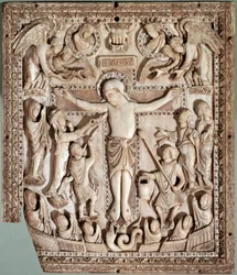 Ukrzyżowanie, relief z kości słoniowej szkoły francuskiej, IX wiek. Florencja, Museo Nazionale del Bargello