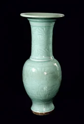 Wazon szkliwiony seledyn, dynastia Yuan (1260-1368) (ceramika)