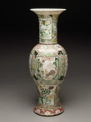 Wazon, ok.1700 (porcelana i emalia)