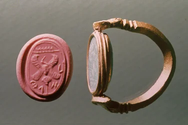 Sygnet Sophat z odciskiem, VIII wiek p.n.e. (metal)