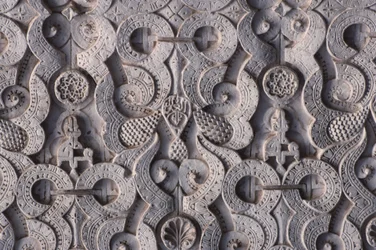 Fragment muru wzniesionego przez Saadytów w 1565 r. (stiuk)