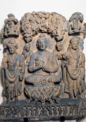 Fryz przedstawiający Buddów i bóstwa, Peszawar, Pakistan