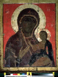 „Virgin Hodegetria (Hodigitria)”” Rosyjska ikona. Malarstwo na drewnie z XIII wieku. Państwowa Galeria Tretiakowska, Moskwa