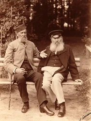 Poeci Jakow Pietrowicz Polonski (Iakow Pietrowicz Polonski) (1819-1898) i Afanasy Afanasievich Fet (Foeth) (Afanassi Afanassievich Chenchine) (1820-1892). Zdjęcie albuminy Siergieja Dmitriewicza Botkina (1869-1945)