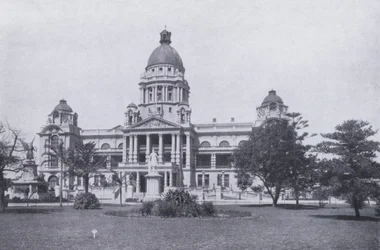 Ratusz, Durban (zdjęcie czarno-białe)