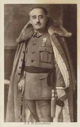 Francisco Franco, hiszpański generał i dyktator (zdjęcie czarno-białe)