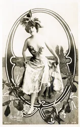 P: Marcelle Yrven, francuska aktorka - Teatry: Palais Royal, Folies dramatiques, Paryż - Alfabet na pocztówce