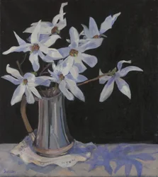 Białe magnolie w srebrnym dzbanku, 2019