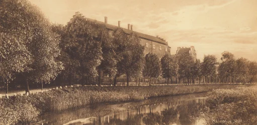 Malmo: Zamek Malmohus (zdjęcie czarno-białe)