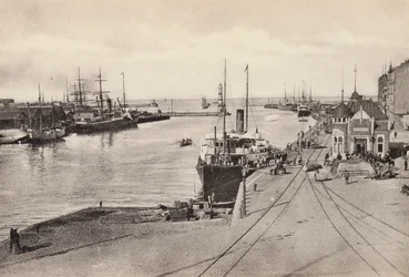 Szwecja / Szwecja: Malmo, Port (czarno-białe zdjęcie)