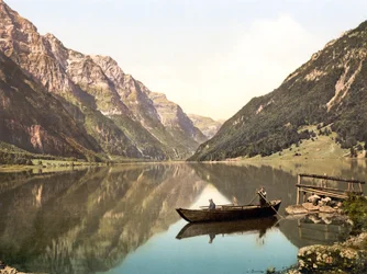 Jezioro Klöntal, Glarus, Szwajcaria, opublikowano ok. 1900