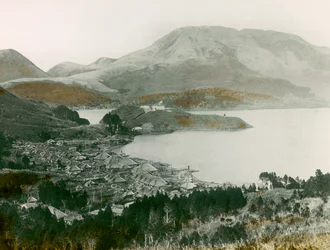 Jezioro Ashi w Hakone około 1900-1915 r. (zdjęcie)