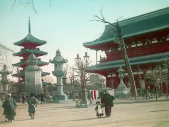 Senso - brama świątyni Ji, Tokio około 1900-1915 (zdjęcie)