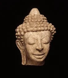 Głowa Buddy, z Chedi Chula Pathom, okres Daharavati (Satukko)