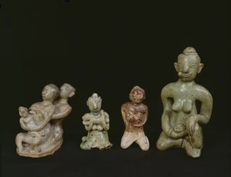 Figurki matki i dziecka (terakota)