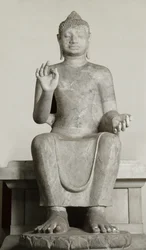 Wielki Budda, Szkoła Dwarawaty