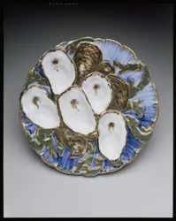 Talerz ostrygowy z serwisu Rutherford B. Hayes White House, projekt 1879 (porcelana i emalia)