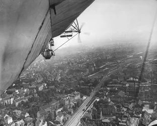 Widok z powietrza z pokładu Zeppelina