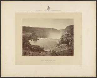 Snake River Cañon, Idaho, widok znad wodospadu Shoshone Falls