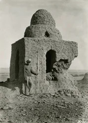 Wielki Grobowiec, nekropolia, Qasr Ibrim, Egipt, zdjęcie Ugo Monneret de Villard