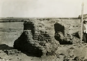 Grobowiec w nekropolii, Qasr Ibrim, Egipt, zdjęcie Ugo Monneret de Villard