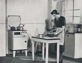 Kuchnia brytyjska wyposażona w szafową kuchenkę gazową, 1942 r.