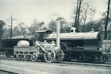 Uderzający kontrast, 1922.