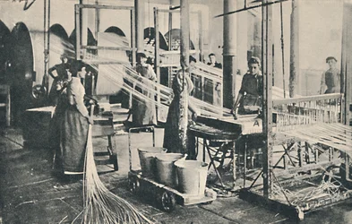 Zakład produkcji stożków woskowych, 1917