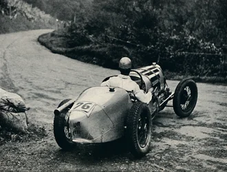 Poślizg w Shelsley Walsh, 1937