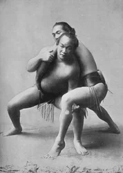 Zapasy sumo pomiędzy parą japońskich zawodowców, 1902