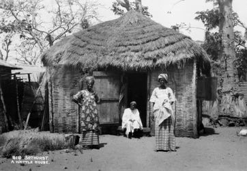 Dom z wikliny, Bathurst, Gambia, XX w.